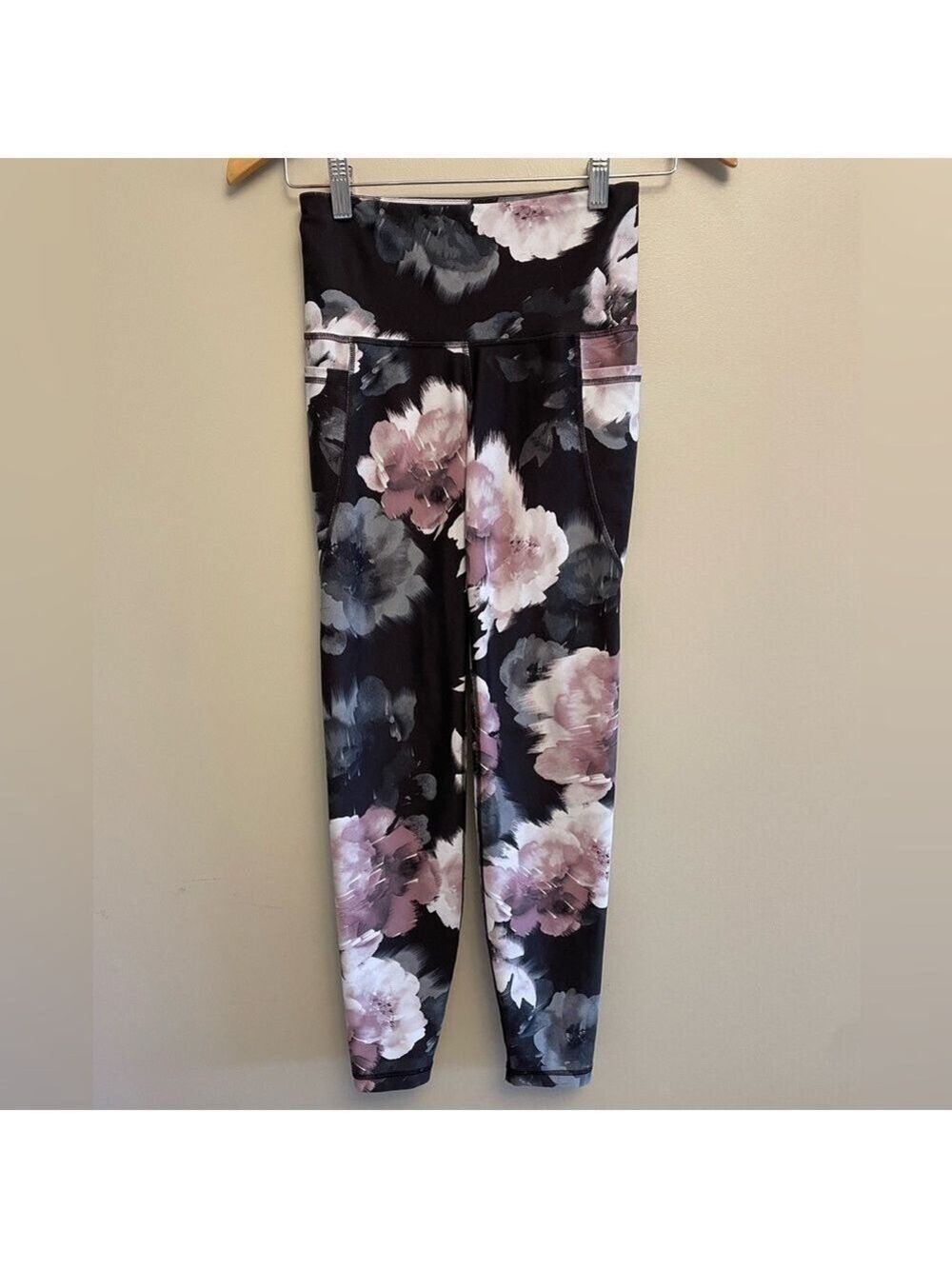 Old Navy Elevate Floral Leggings XS/Small
